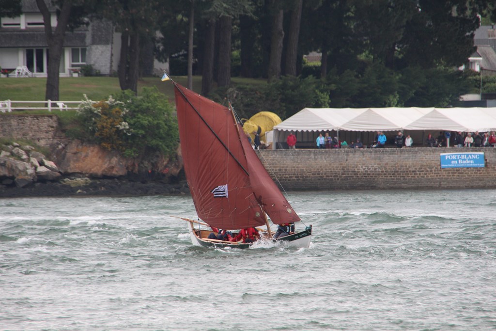 PlougoumelenGDM 714 (Copier).JPG
