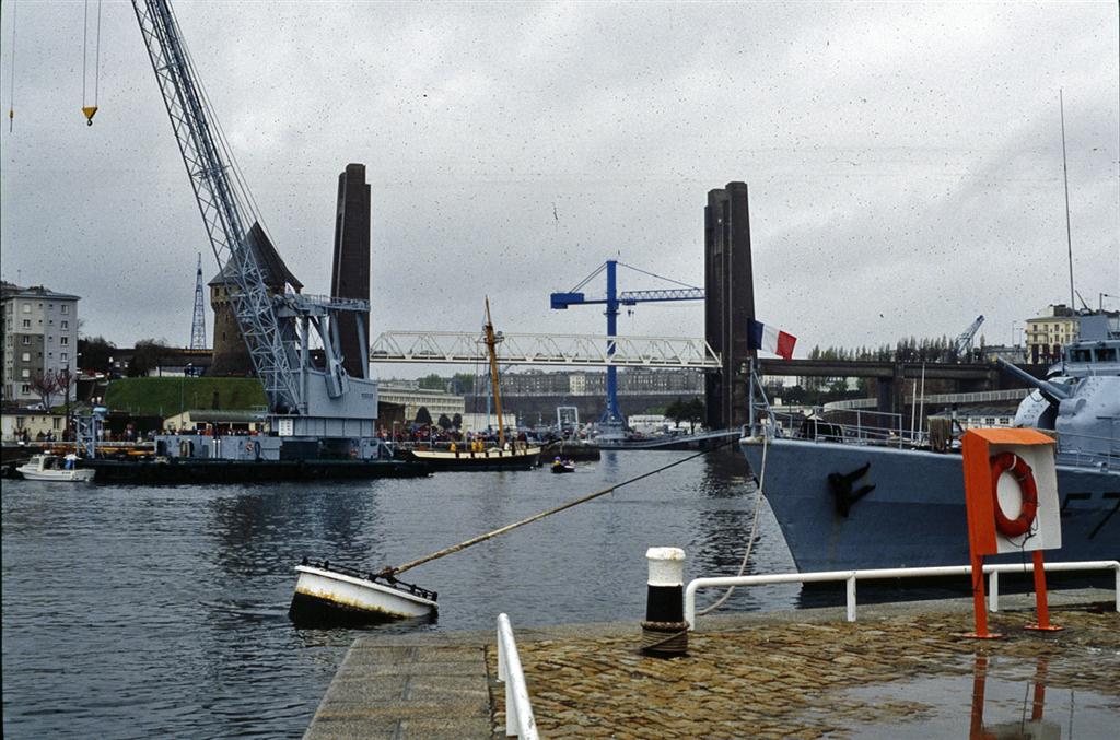 1993 - Brest , mâtage de la Recouvrance - 1042 (Large).jpg