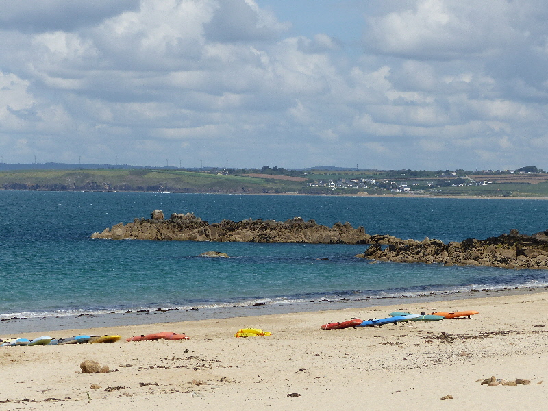 la baie depuis la plage sous le  camping
