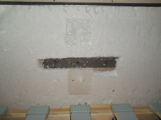 emplacement des plaques grillagées .