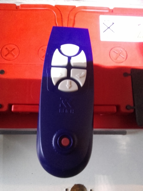 je l'ai caressée et cela devenait insoutenable vivement !!