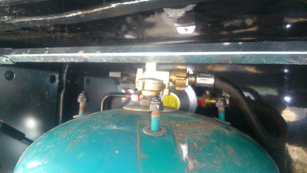 Là aussi , Landeriba a raison, ça passe juste mais ça passe.<br />Merci Jean Pierre.