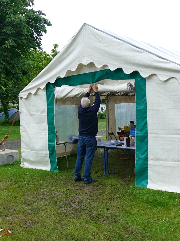 ouverture matinale pour qui veut un ptit café