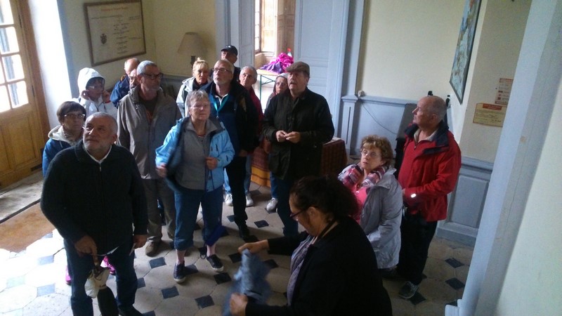 Dans le château de Montgobert avec son propriétaire, remarquable de générosité d'explications