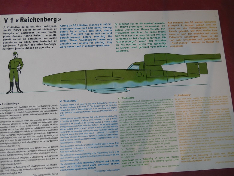 P1080477&.jpg