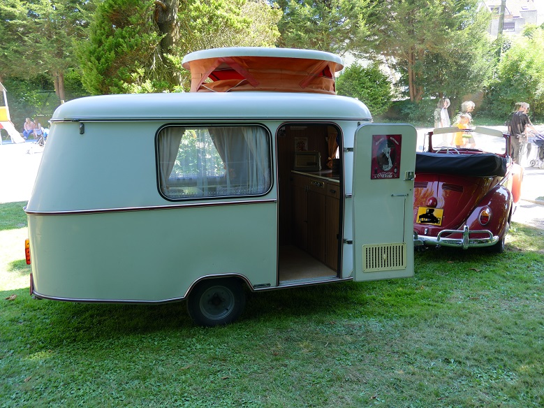 P1080558&.jpg