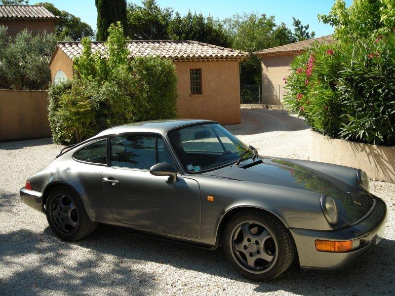 Une Porsche Carrera 3.0 de 1975, malheureusement bien transformée par son propriétaire précédent