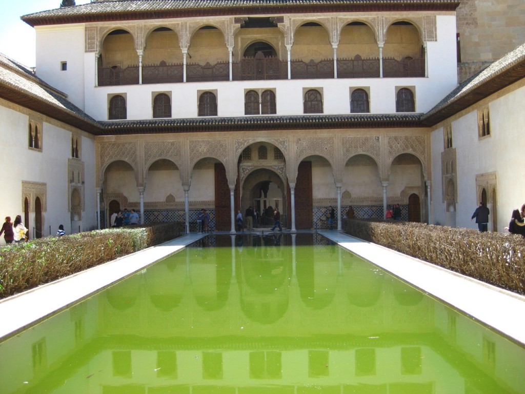 Patio de los Arrayanes