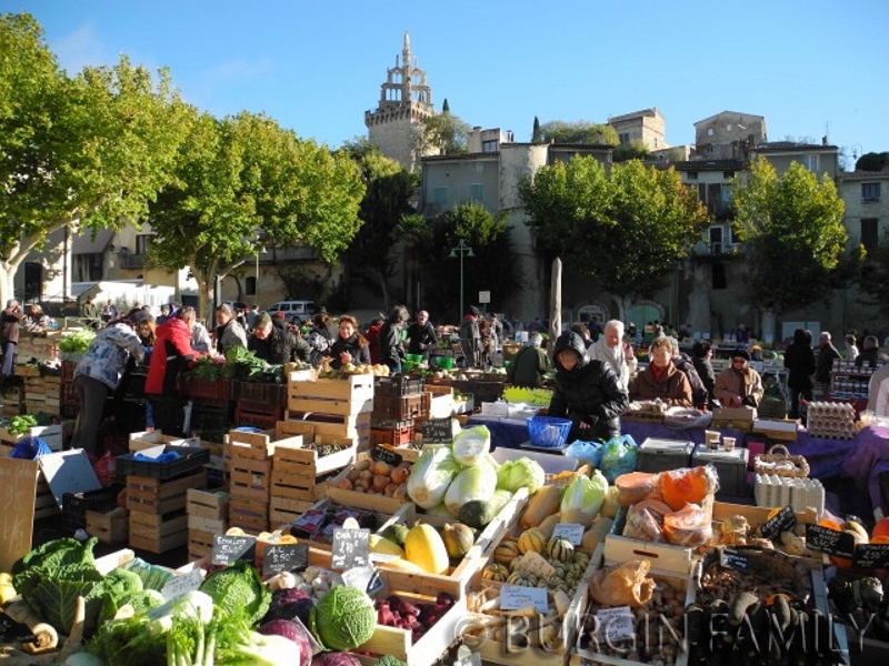 Marché de Nyons.JPG