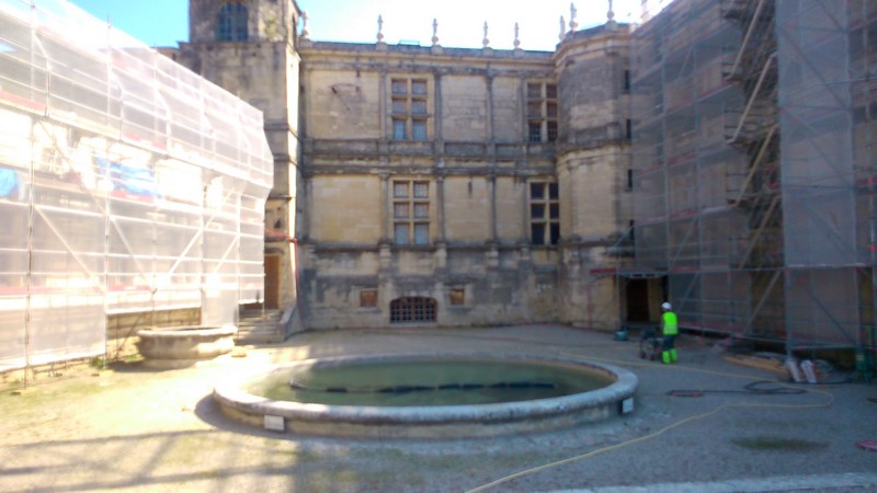 Cadran solaire du Château mais beaucoup l'on vu !