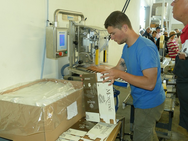 Visite des caves de montine  . Nous savions comment les vider , maintenant comment les remplir !!!