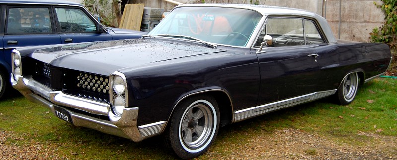 pontiac-3-4av.jpg