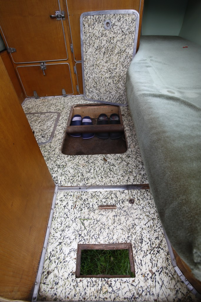 La Baule 280 CAVE-ET-TRAPPE-A-POUSSIERE-683x1024.jpg