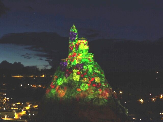 Le Puy nuit3.JPG