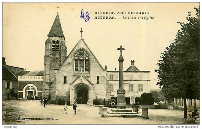 Place de l'église8.jpg
