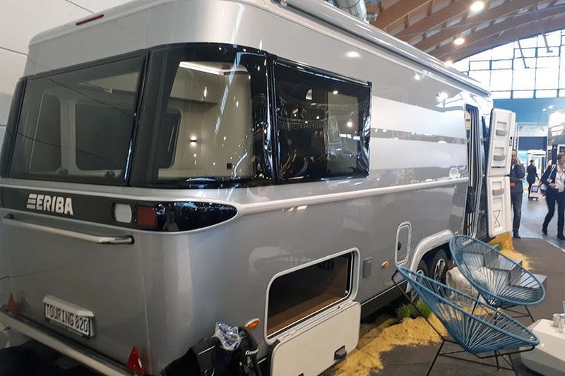 7 Eriba-Touring-820-2019--fotoshowBig-d532220a-1228990.jpg