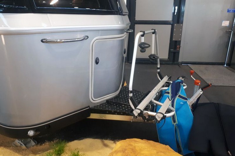 13 Eriba-Touring-820-2019--fotoshowBig-e2ce69d3-1229008.jpg