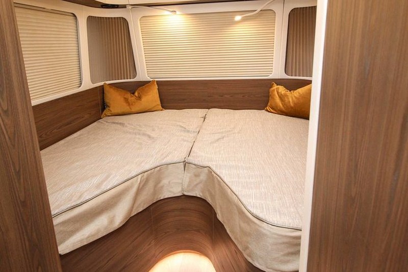 21 Touring-820-fotoshowBig-c89380dc-1216539.jpg