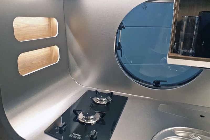 24 Eriba-Touring-820-2019--fotoshowBig-f248e86f-1229001.jpg