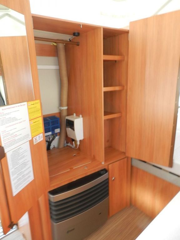 ARMOIRE 418 B.JPG