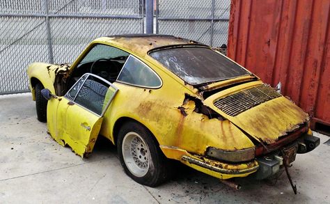 1182 Porsche 911 GT2 RS  .jpg