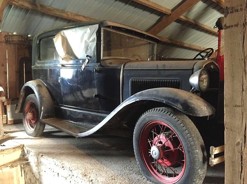 1297 Ford AF 1930 .jpg
