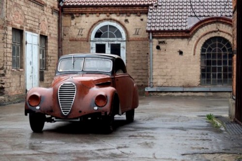 txt_peugeot-402-eclipse-2_1.jpg