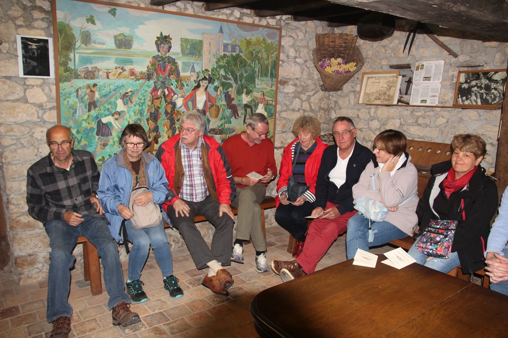 Dégustation à la cave.