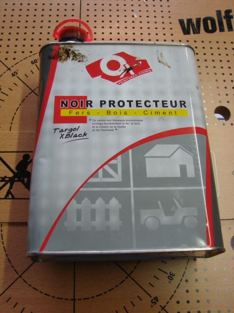 Bidon-Noir protecteur.JPG