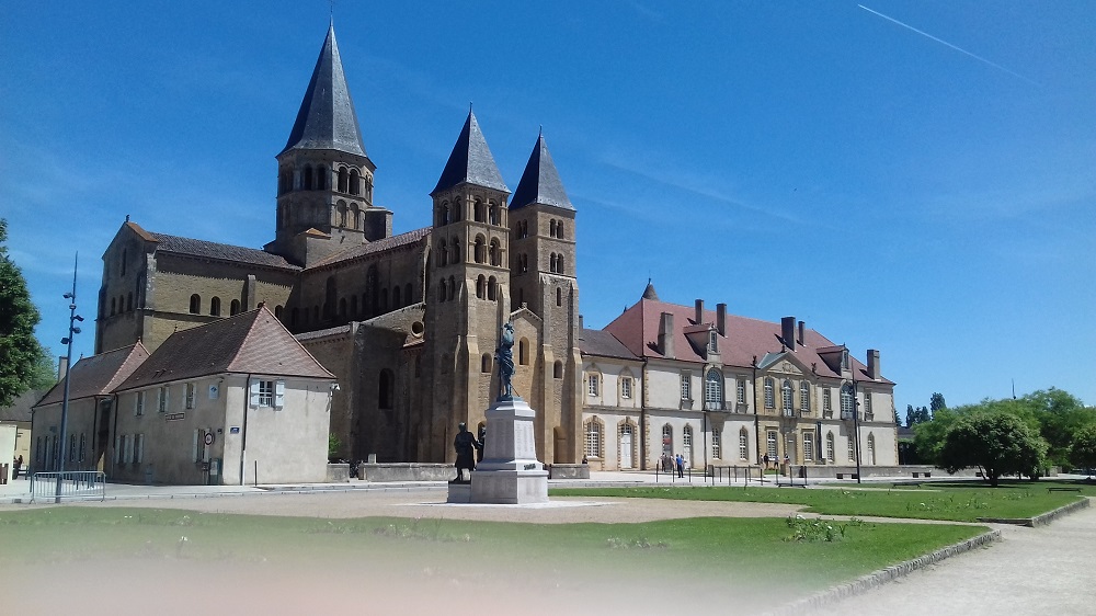 20190601_142928 Abbaye de Paray le Monial.jpg