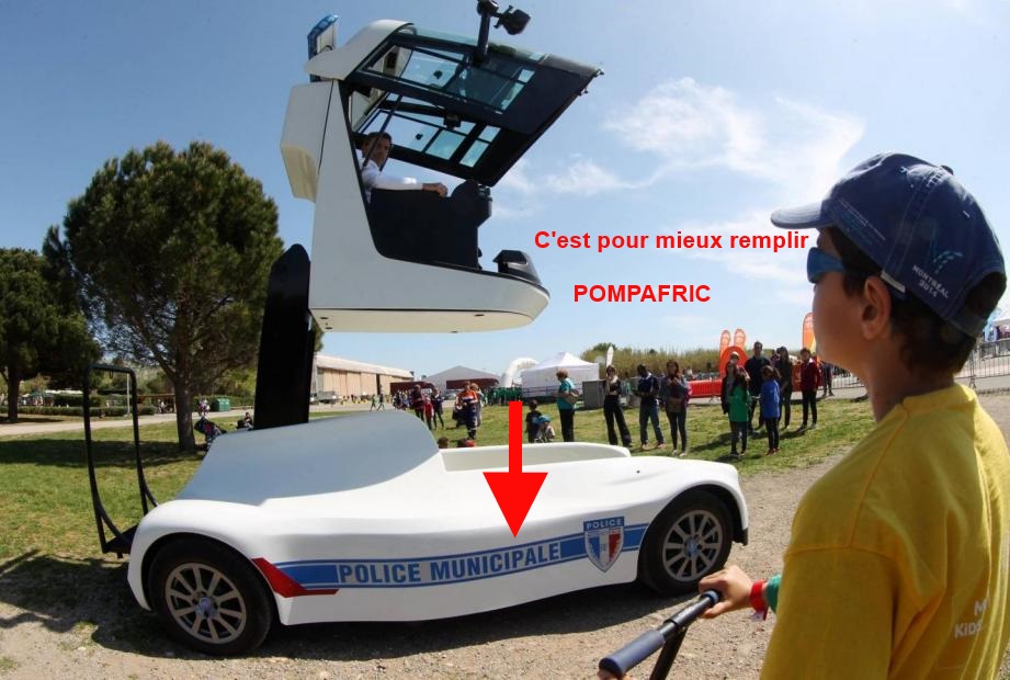 police + ascenceur.jpg