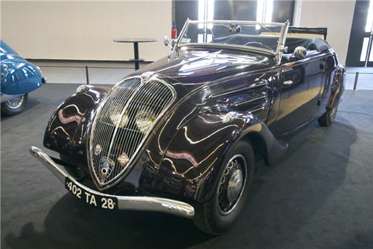 peugeot-402-roadster-379334.jpg