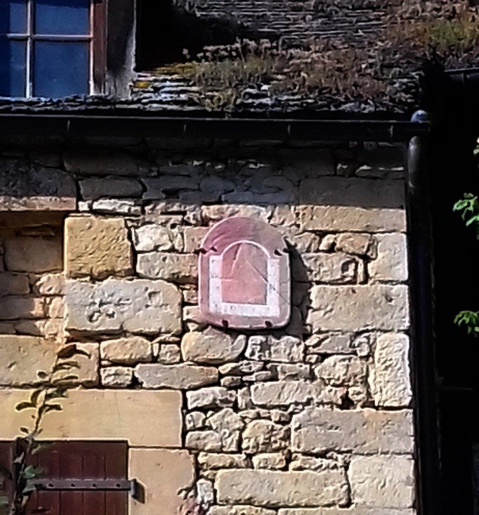 La Roque Gageac Cadran solaire .jpg