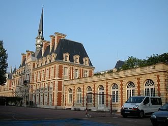 330px-Lycée_Pasteur_1.jpg