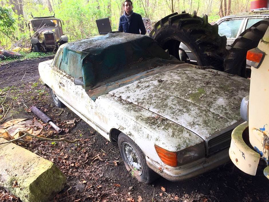 1884 Mercedes 280 SLC .jpg