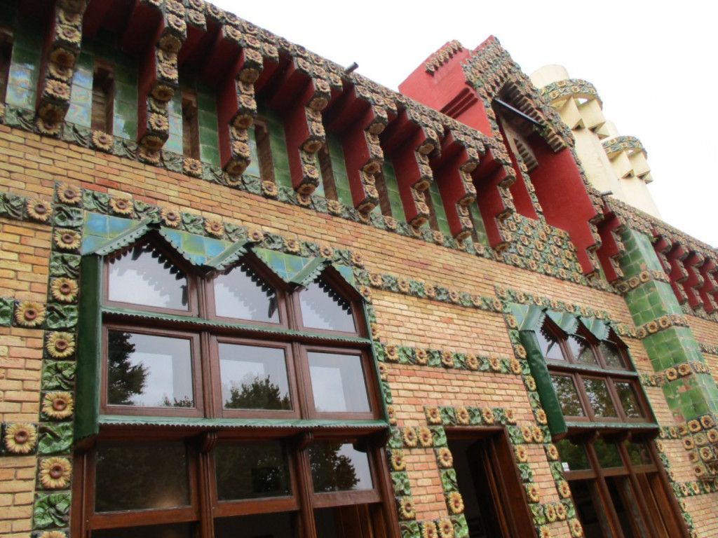 maison de gaudi a comillas