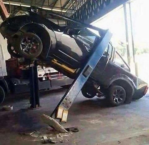 Toy Tacoma élévateur 2 colonnes2.jpg