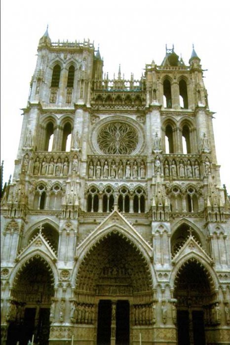 amienscath10-01d56.jpg