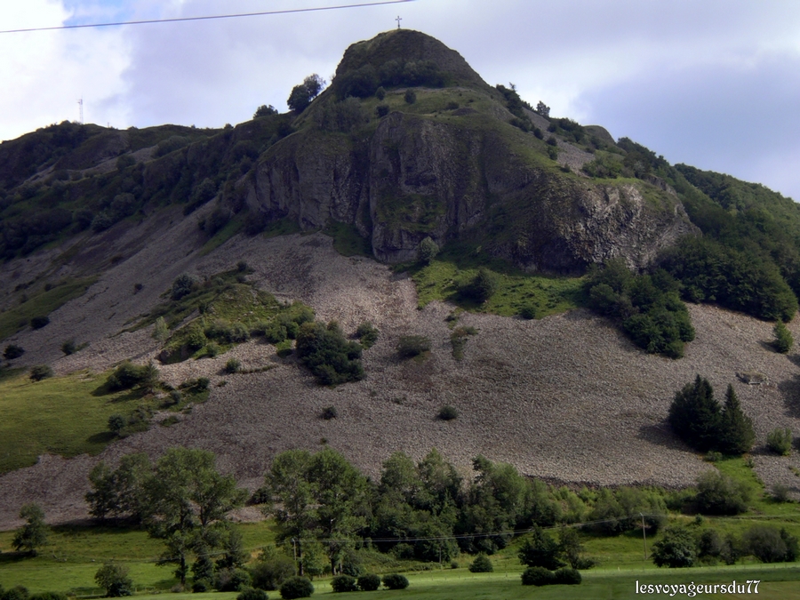 sur la route en direction du Puy-en-Velay.