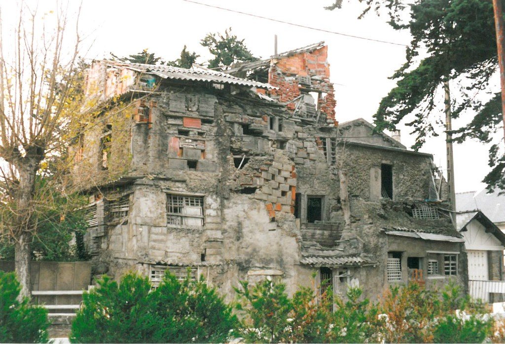 Batisse vue sous un autre angle