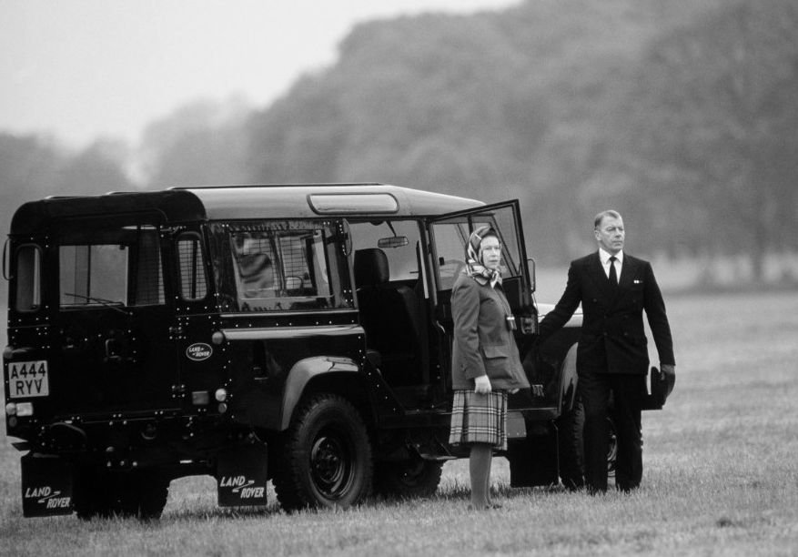 Elisabetta-Land-Rover.jpg