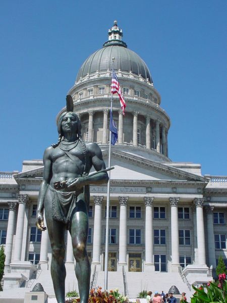 450px-Salt_Lake_City_State_Capitole_Utah_USA[1].jpg