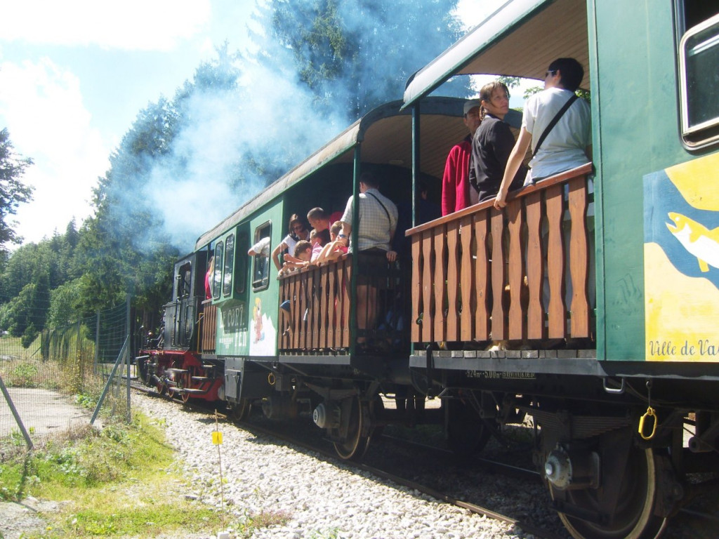 Les_Hôpitaux-Neufs-Chemin_de_fer_touristique_Pontarlier-Vallorbe_1.JPG
