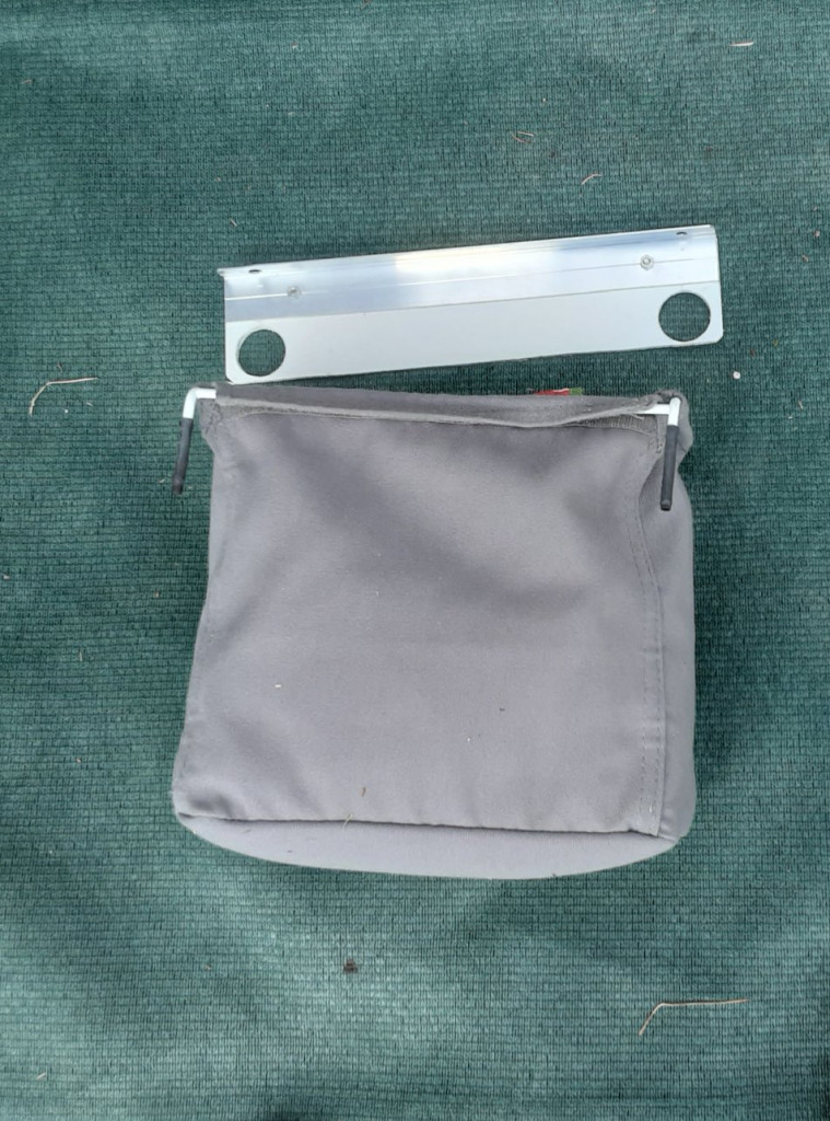 Reglette sur la porte