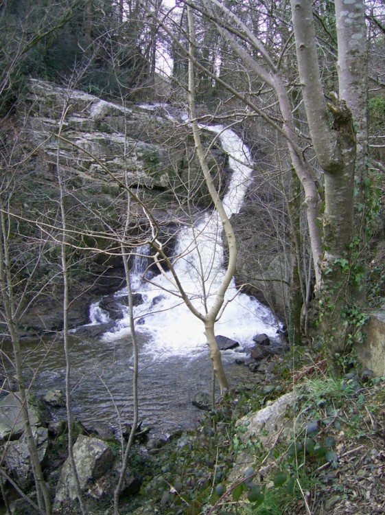 Mortain grande cscade.jpg