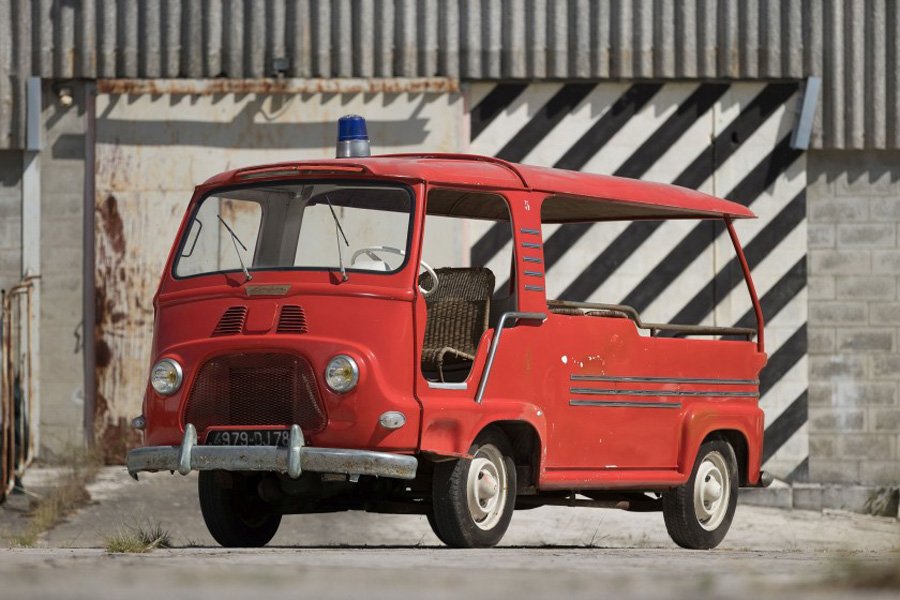 artcurial estafette.jpg