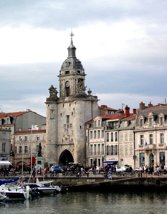 La Rochelle porte.jpg