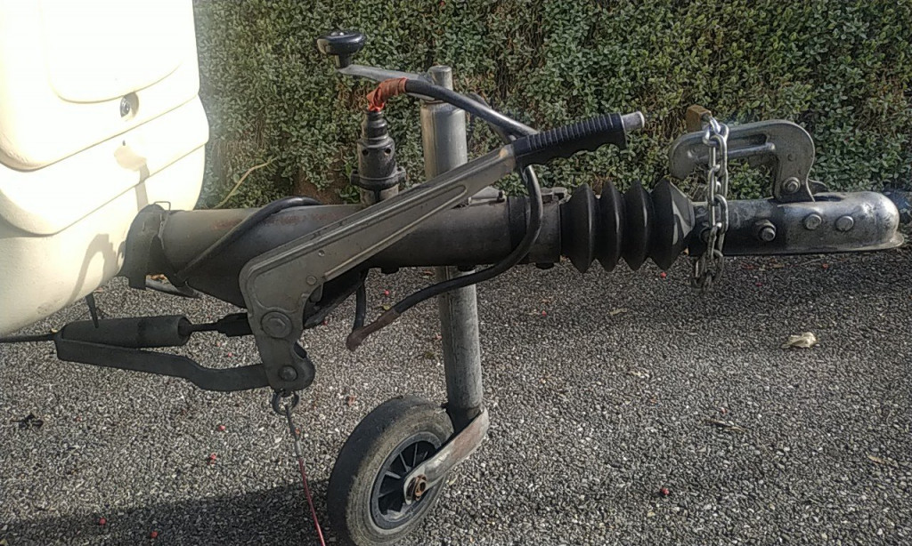 Timon Eriba Puck coté droit