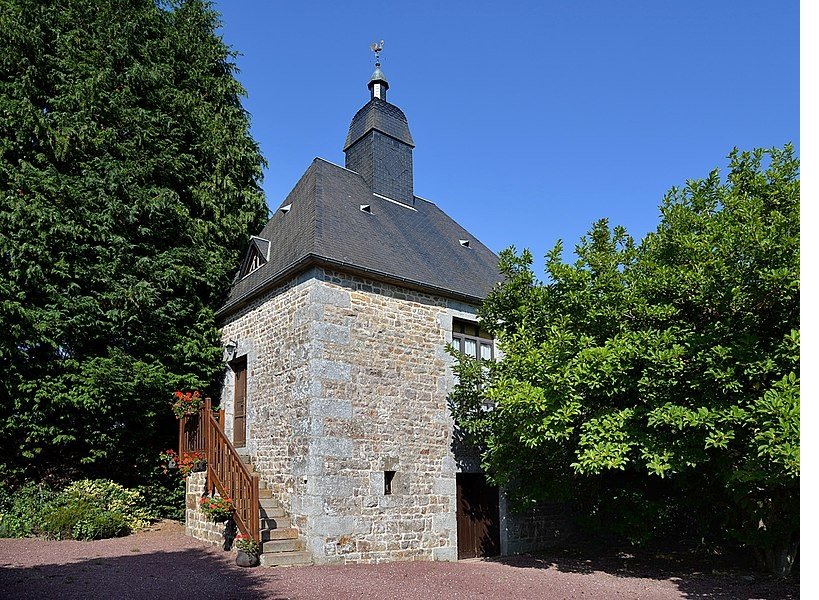 Ste Cécile manoir Acherie.jpg