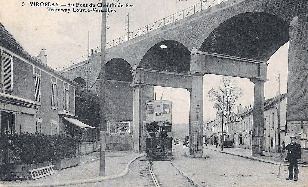 Viroflay tram.jpg